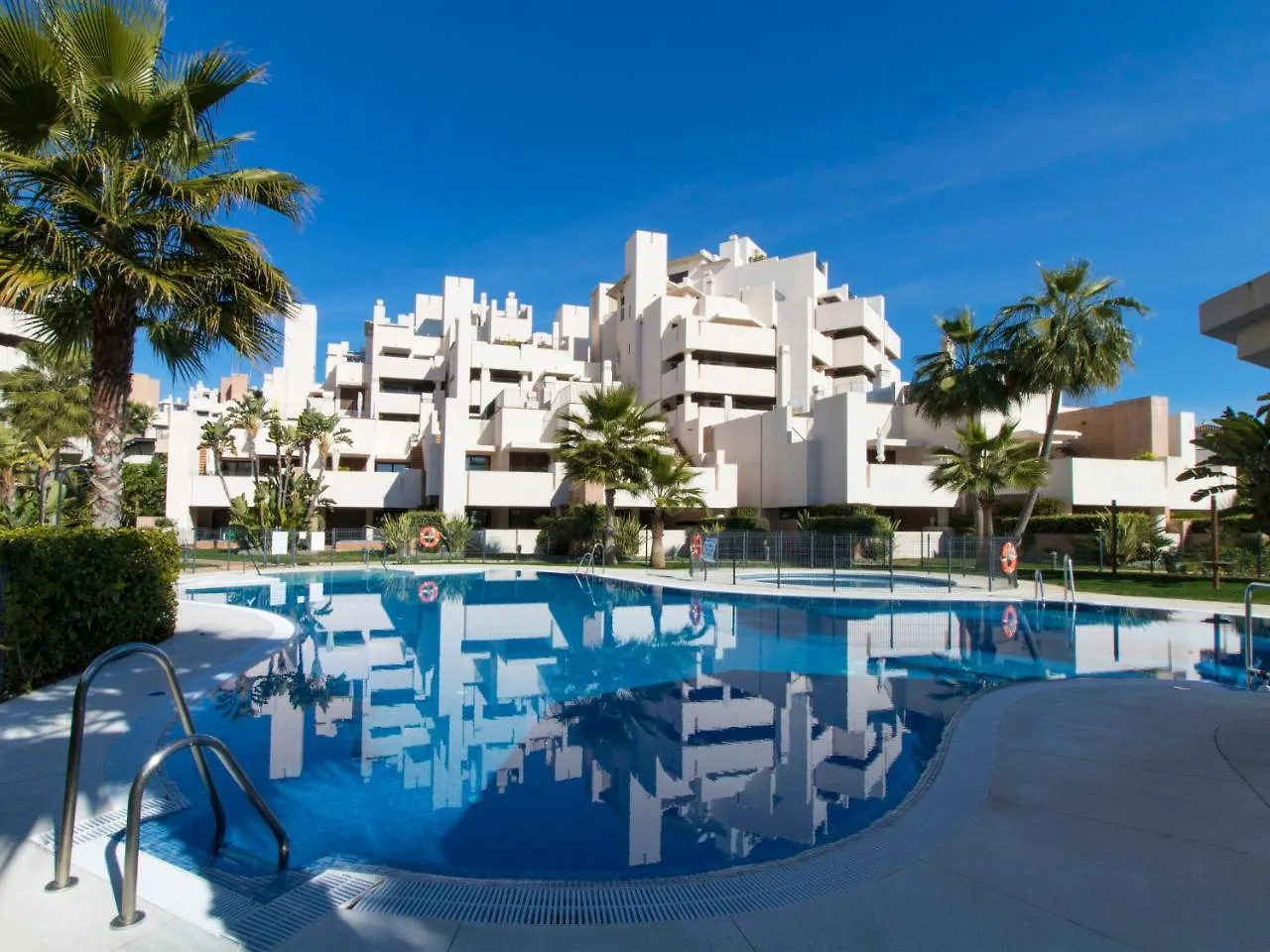 Apartment Bahia De La Plata By Interhome Estepona